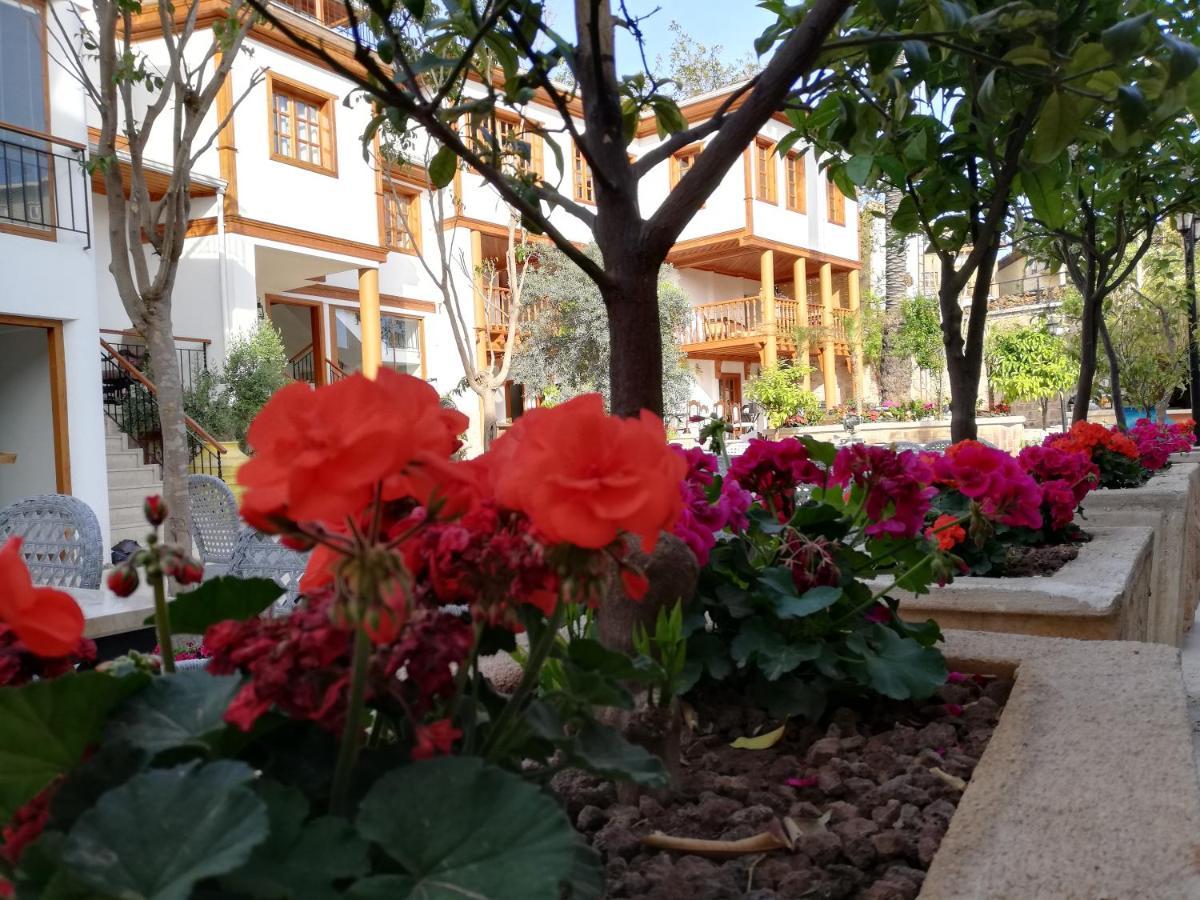Woo Town Suites Antalia Esterno foto