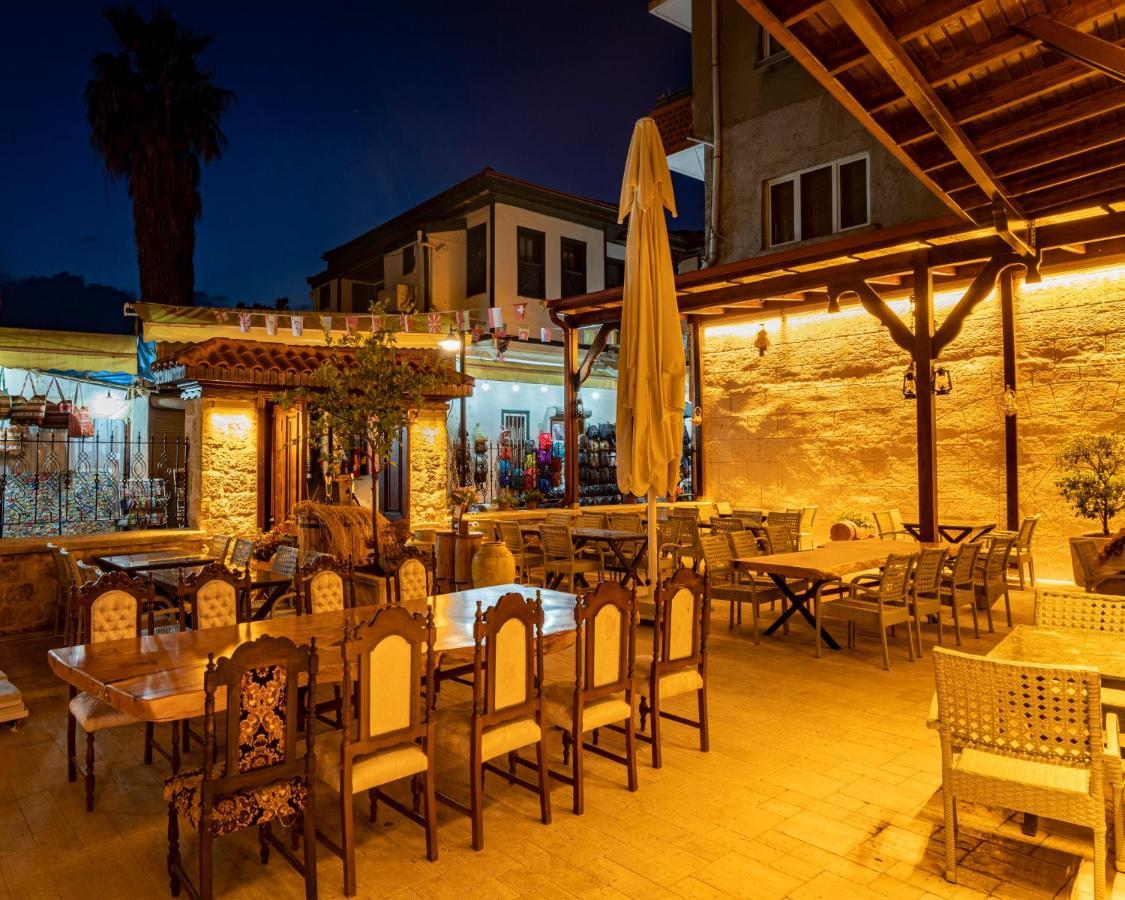 Woo Town Suites Antalia Esterno foto