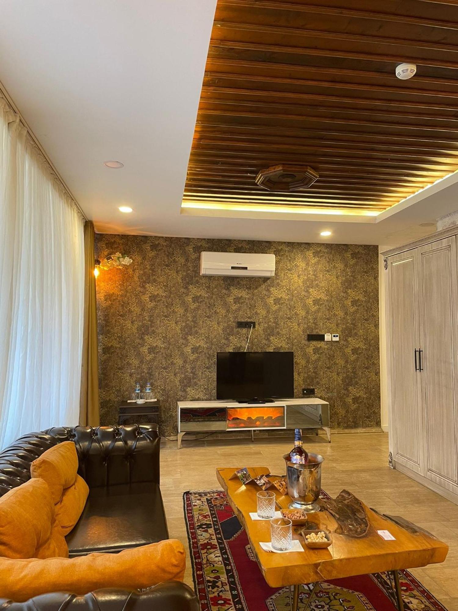 Woo Town Suites Antalia Esterno foto