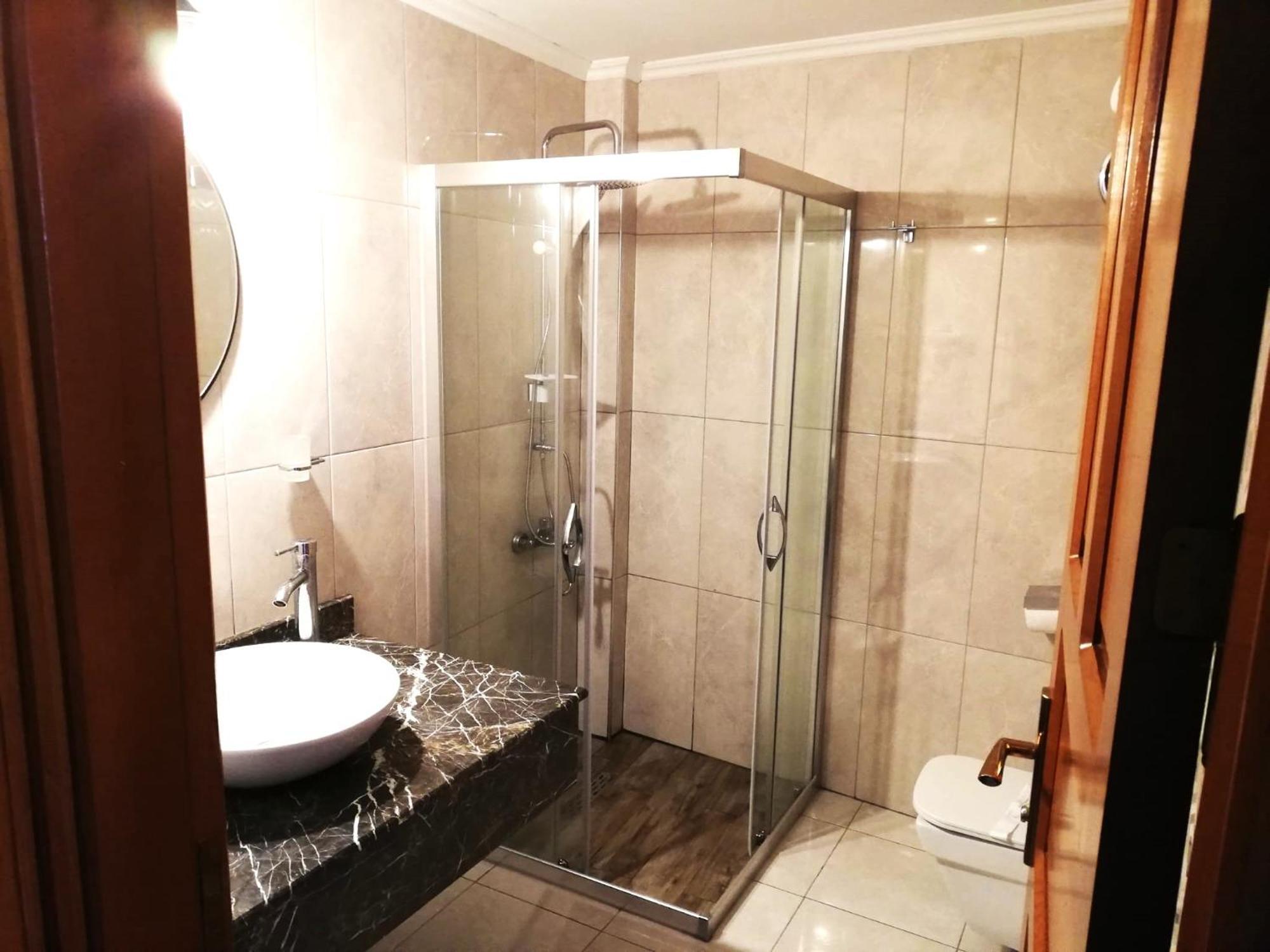 Woo Town Suites Antalia Esterno foto